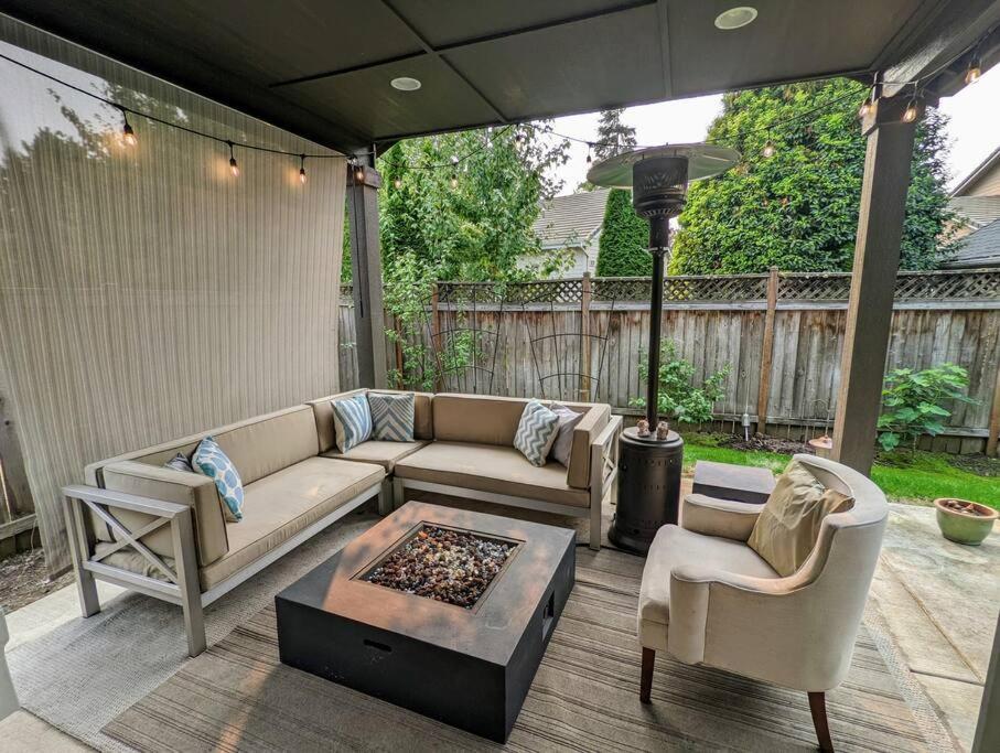 Spacious 3-Bedroom Home With Outdoor Space 유진 외부 사진